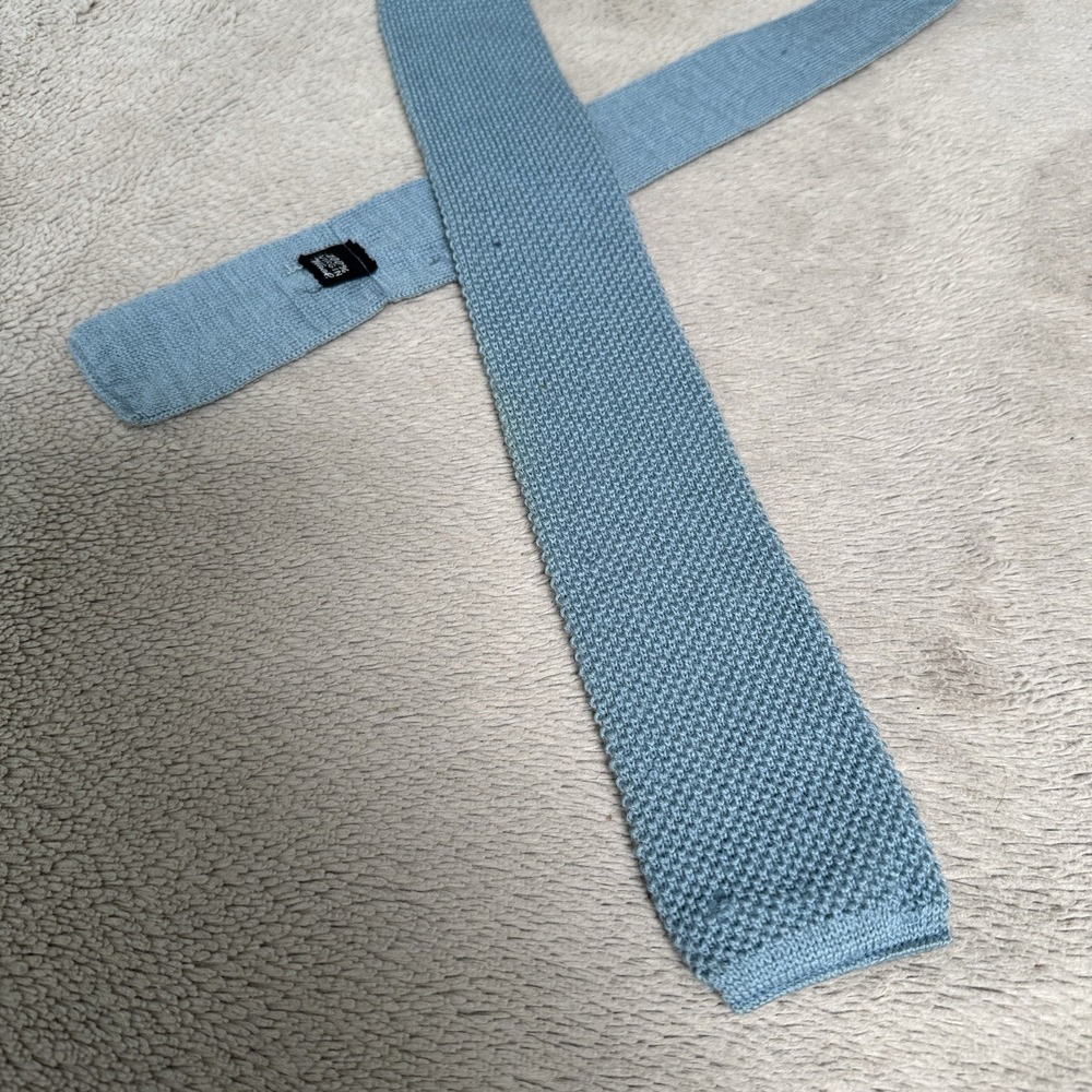 Vintage 100% Virgin Wool Necktie Blue Square End